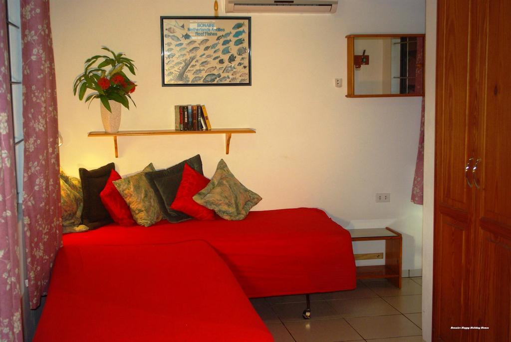 Happy Holiday Homes Kralendijk Kamer foto