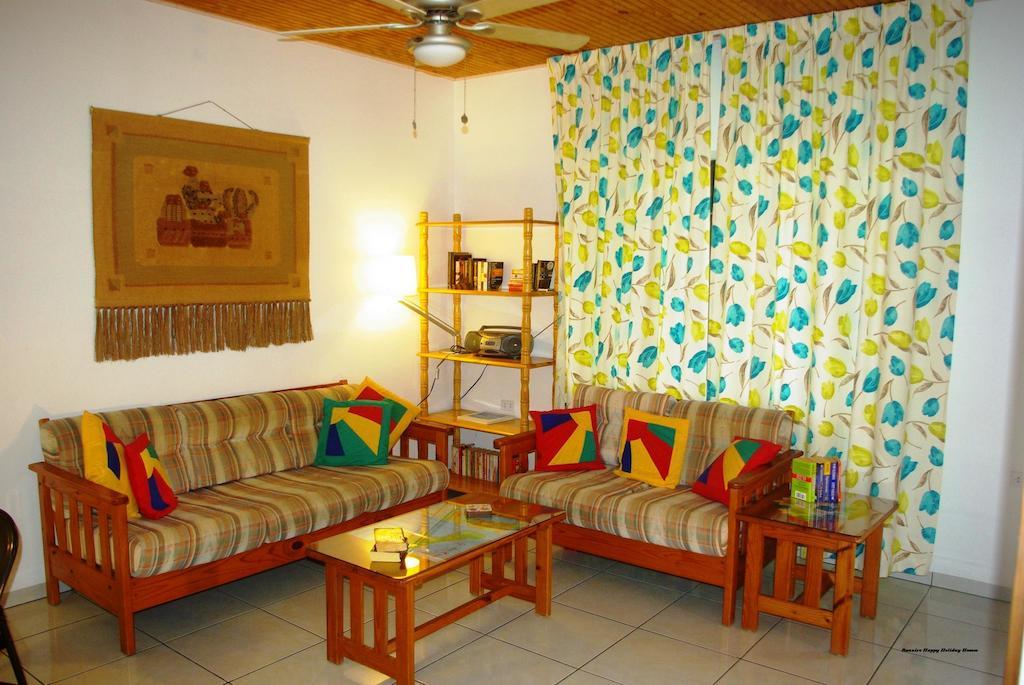 Happy Holiday Homes Kralendijk Kamer foto